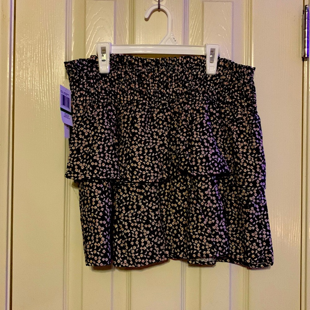 Smocked waste tiered skirt